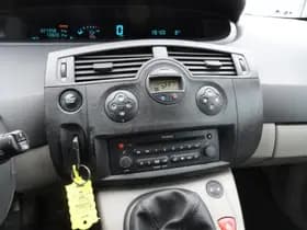 Renault Scénic thumbnail 16