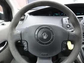 Renault Scénic thumbnail 17