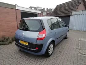 Renault Scénic thumbnail 5