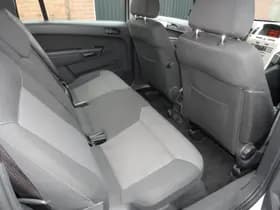 Opel Zafira thumbnail 11