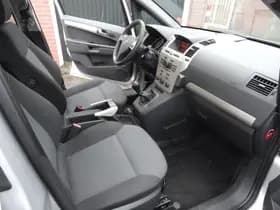 Opel Zafira thumbnail 10
