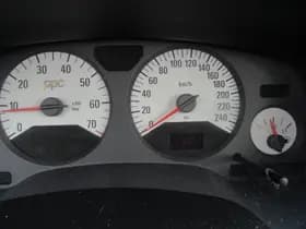 Opel Zafira thumbnail 12
