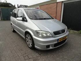 Opel Zafira thumbnail 3