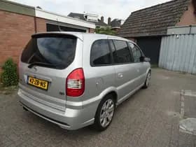 Opel Zafira thumbnail 5