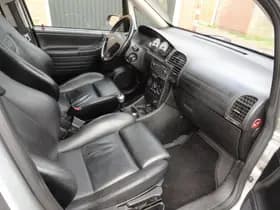 Opel Zafira thumbnail 10