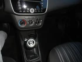 Fiat Punto thumbnail 17