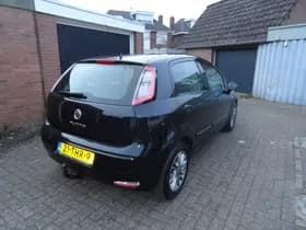 Fiat Punto thumbnail 5