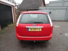 Ford Focus thumbnail 7