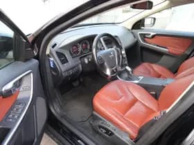 Volvo XC60 thumbnail 8
