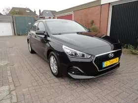 Hyundai i30 thumbnail 3