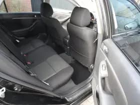 Toyota Avensis thumbnail 11