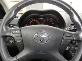 Toyota Avensis thumbnail 14