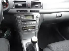 Toyota Avensis thumbnail 15