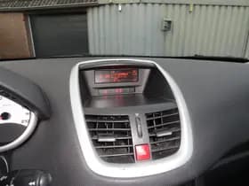 Peugeot 207 thumbnail 17