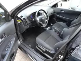 Hyundai i30 thumbnail 8