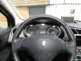 Peugeot 3008 thumbnail 17