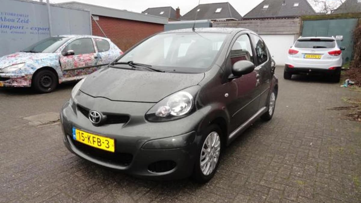 Toyota Aygo — foto 1
