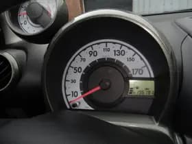 Toyota Aygo thumbnail 15