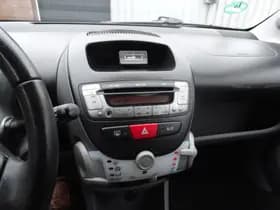 Toyota Aygo thumbnail 16