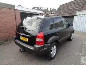 Hyundai Tucson thumbnail 5