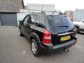 Hyundai Tucson thumbnail 6