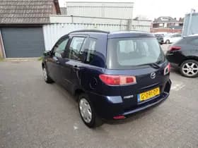 Mazda 2 thumbnail 6