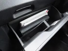 Toyota Yaris thumbnail 15