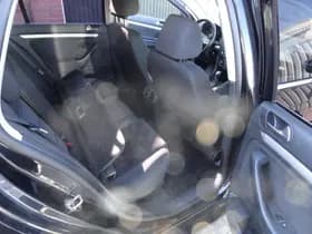 Volkswagen Golf thumbnail 11
