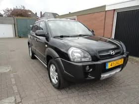 Hyundai Tucson thumbnail 3
