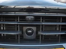 Porsche Cayenne thumbnail 11