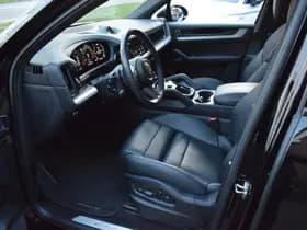 Porsche Cayenne thumbnail 12