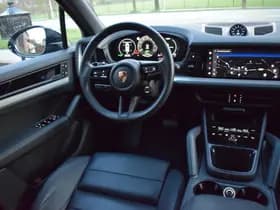Porsche Cayenne thumbnail 25