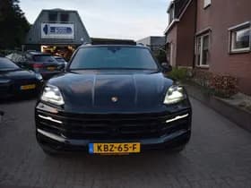 Porsche Cayenne thumbnail 7