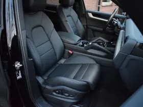 Porsche Cayenne thumbnail 9