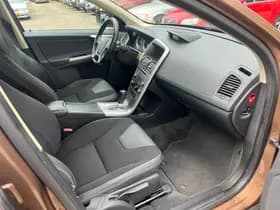 Volvo XC60 thumbnail 14