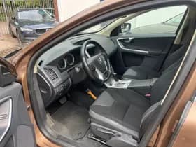Volvo XC60 thumbnail 7