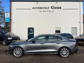 Volvo S60 thumbnail 2