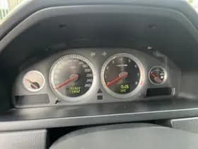 Volvo XC90 thumbnail 11