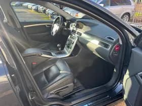 Volvo V70 thumbnail 16