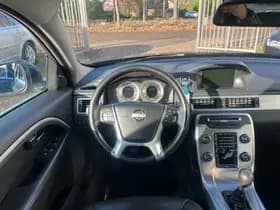 Volvo V70 thumbnail 8