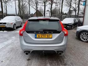 Volvo V60 thumbnail 5