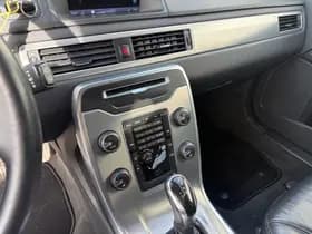 Volvo V70 thumbnail 11