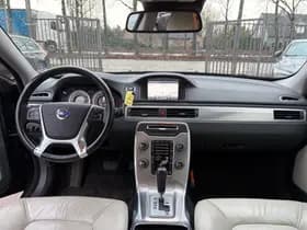Volvo V70 thumbnail 11