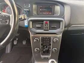 Volvo V40 thumbnail 12