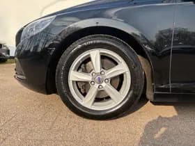 Volvo V40 thumbnail 17