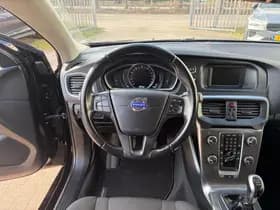 Volvo V40 thumbnail 7