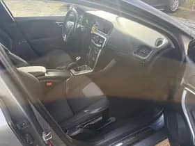 Volvo V40 thumbnail 14