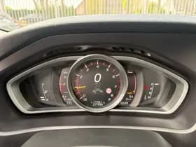 Volvo V40 thumbnail 12