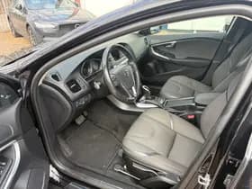 Volvo V40 thumbnail 7