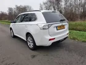 Mitsubishi Outlander thumbnail 15